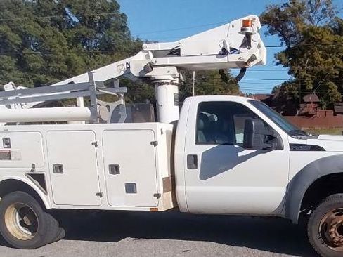 Used 2011 Ford F450 XL w/ Snow Plow Prep Pkg image 5