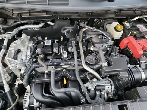 Used 2025 Nissan Kicks SV image 26