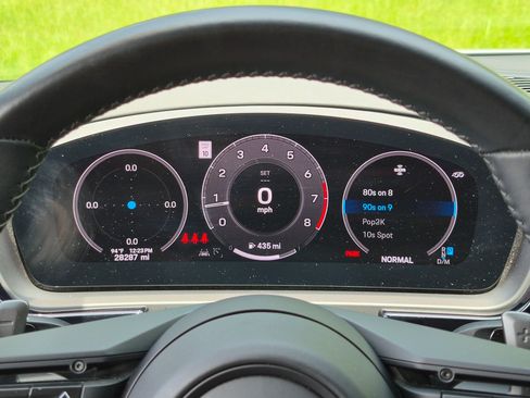 Certified 2024 Porsche Cayenne Coupe AWD/4WD image 10