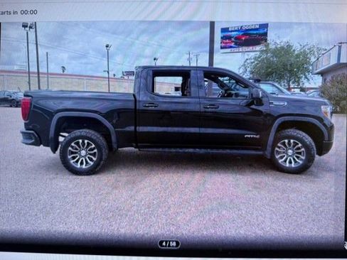 Used 2021 GMC Sierra 1500 AT4 AWD/4WD image 4