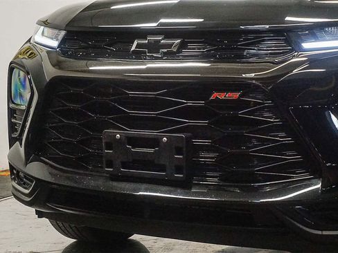 Used 2023 Chevrolet TrailBlazer RS w/ Convenience Package image 8