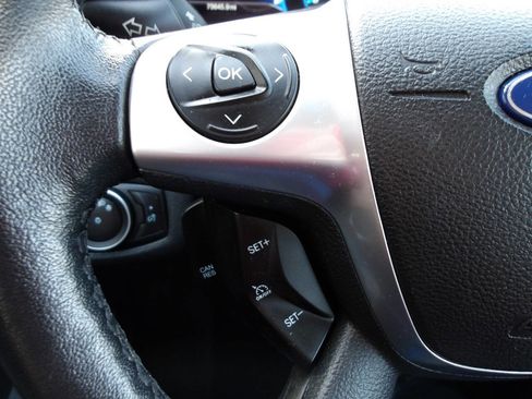 Used 2017 Ford C-MAX SE image 17