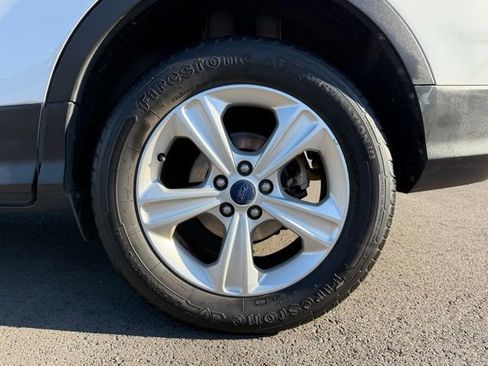 Used 2016 Ford Escape SE FWD image 8