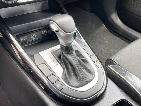 Used 2022 Kia Forte GT-Line w/ GT-Line Technology Package FWD image 32