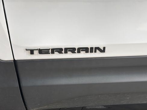 Used 2021 GMC Terrain SLT w/ Infotainment Package II FWD image 36