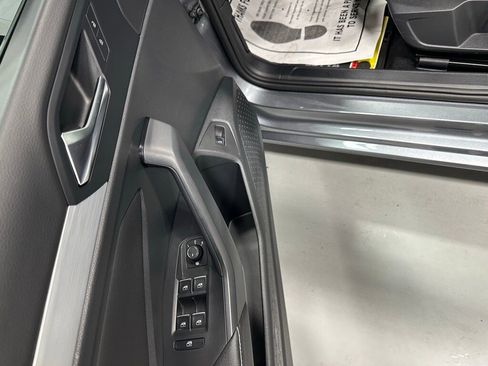 Used 2025 Volkswagen Jetta S image 9