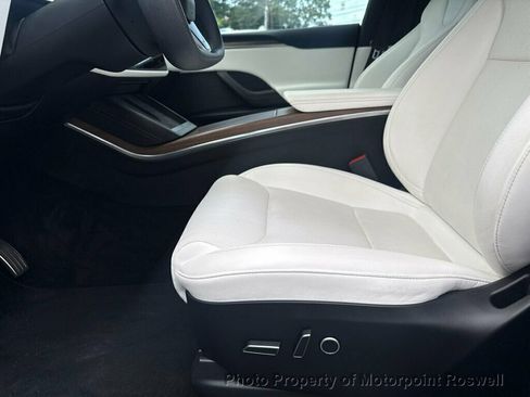 Used 2022 Tesla Model X AWD/4WD image 11