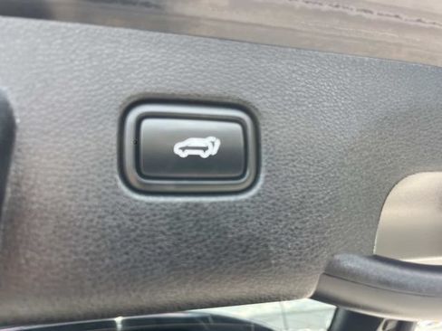 Used 2023 Kia Sportage X-Line w/ X-Line Premium Package AWD/4WD image 16