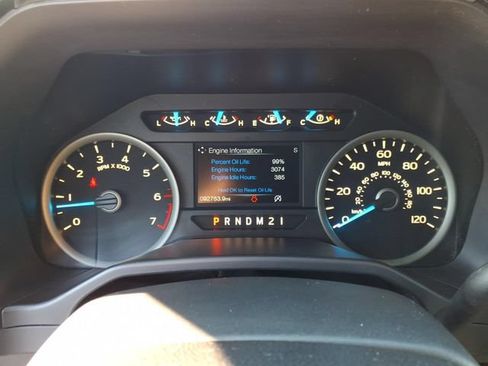 Used 2016 Ford F150 XLT w/ Equipment Group 302A Luxury AWD/4WD image 19
