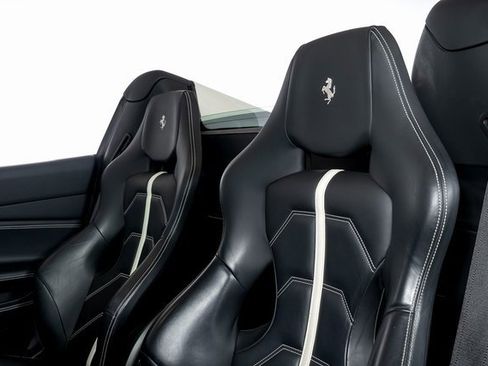 Used 2019 Ferrari 488 Spider image 21