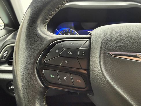 Used 2020 Chrysler Pacifica Touring-L Plus w/ S Appearance Package FWD image 37