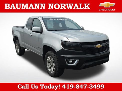 Used 2017 Chevrolet Colorado LT w/ LT Convenience Package RWD image 1