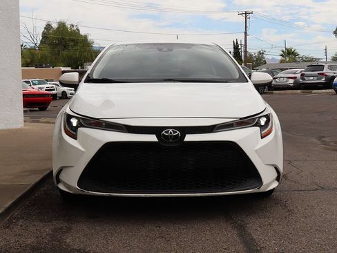 Used 2021 Toyota Corolla LE FWD image 16