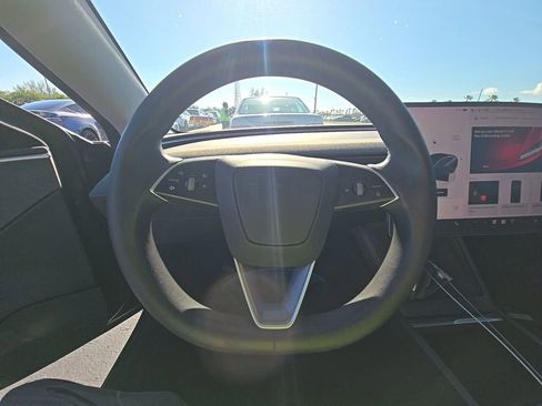 Used 2024 Tesla Model 3 Standard Range RWD image 17