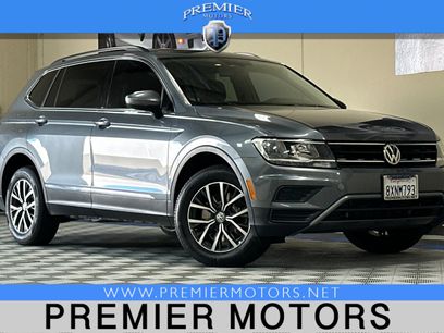 Used 2018 Volkswagen Tiguan SE w/ 3rd Row Seat Package