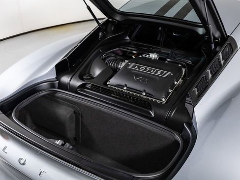 Used 2024 Lotus Emira First Edition image 14