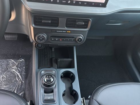 New 2025 Ford Maverick Lariat w/ Black Appearance Package image 24