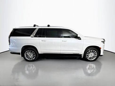 Used 2023 Cadillac Escalade ESV Premium Luxury AWD/4WD image 11