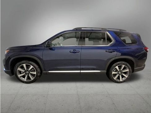 New 2025 Honda Pilot Elite image 2