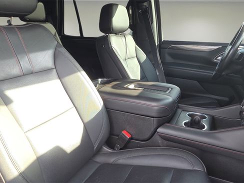 Used 2022 Chevrolet Tahoe RST w/ Luxury Package image 16