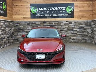 Used 2023 Hyundai Elantra SEL w/ Cargo Package FWD video 3