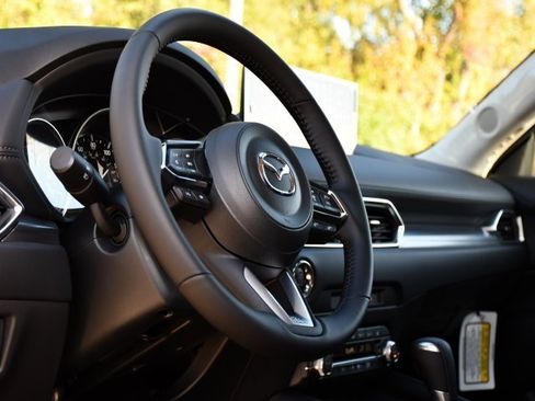 New 2025 MAZDA CX-5 AWD 2.5 S w/ Select Package image 11