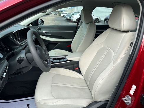 Certified 2023 Hyundai Sonata SEL w/ Cargo Package FWD image 9