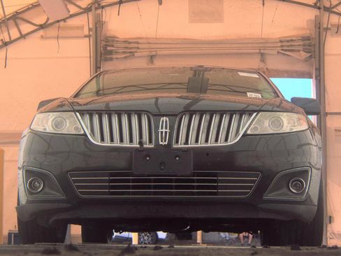 Used 2011 Lincoln MKS AWD w/ 102A Rapid Spec Order Code image 3