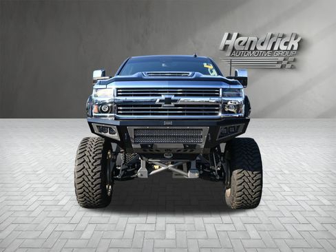 Used 2017 Chevrolet Silverado 2500 High Country w/ Duramax Plus Package image 5