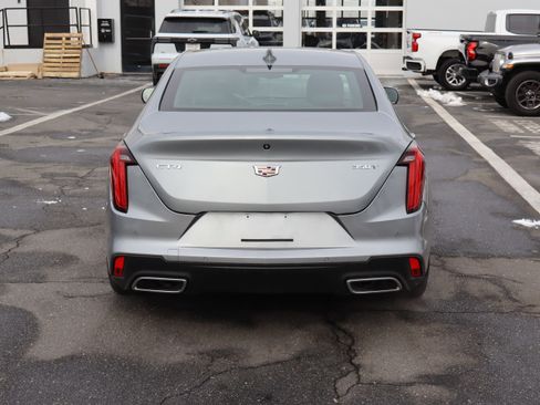 Used 2024 Cadillac CT4 Luxury w/ Cold Weather Package image 9