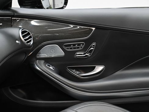 Used 2019 Mercedes-Benz S 63 AMG 4MATIC Cabriolet w/ Driver Assistance Package image 32