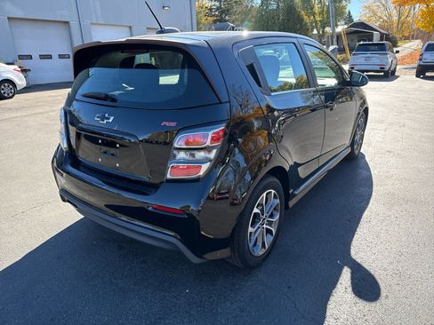 Used 2019 Chevrolet Sonic LT image 3