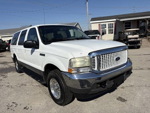Used 2002 Ford Excursion XLT image 27