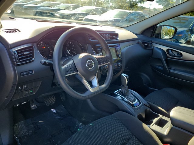 Used 2022 Nissan Rogue Sport S FWD image 17