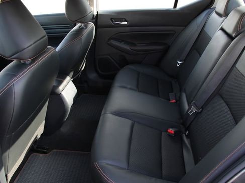 Certified 2022 Nissan Altima 2.5 SR FWD image 25