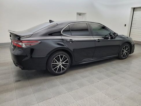 Used 2023 Toyota Camry SE FWD image 10
