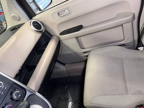 Used 2009 Honda Element EX image 10