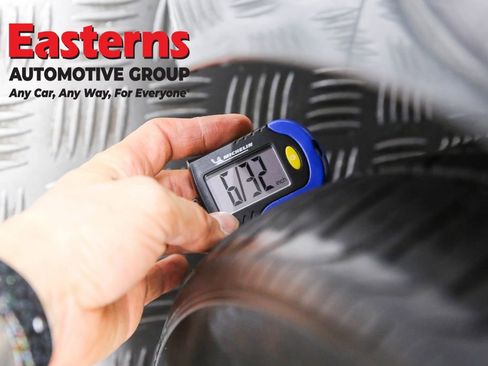 Used 2020 Hyundai Ioniq Limited image 30