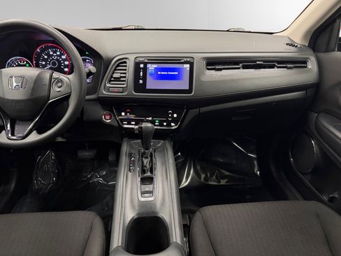 Used 2017 Honda HR-V EX image 11