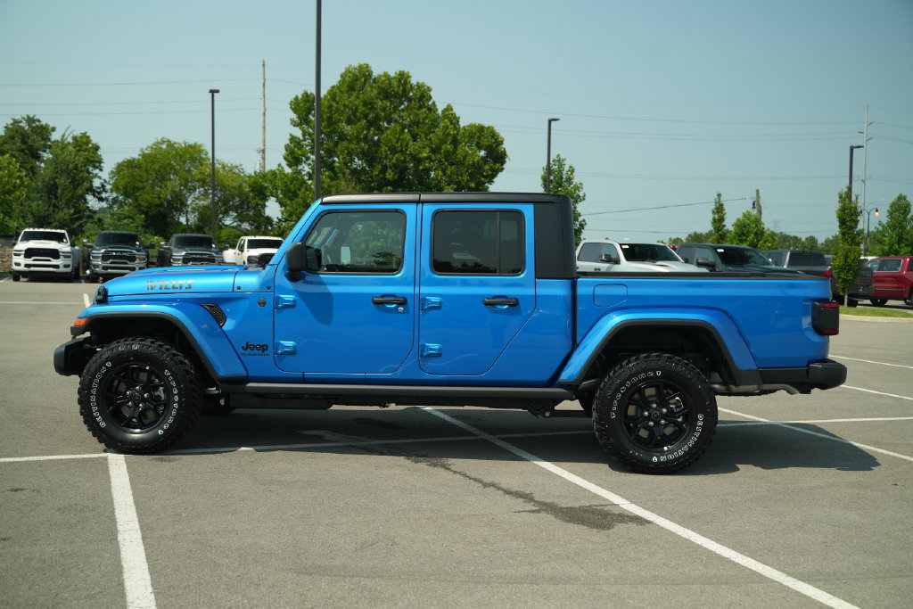 New 2026 Jeep Gladiator Sport AWD/4WD image 4