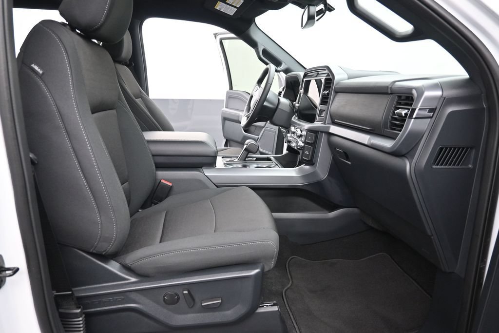 Used 2026 Ford F150 XLT w/ Equipment Group 302A MID RWD image 9