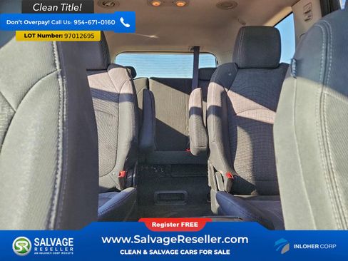 Used 2014 Chevrolet Traverse LT image 13