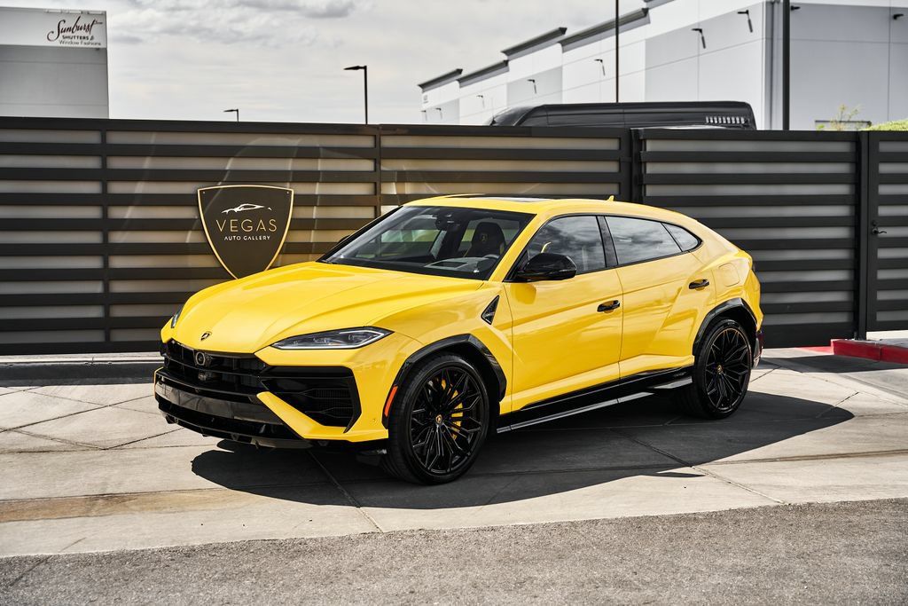 Used 2025 Lamborghini Urus Performante AWD/4WD image 5