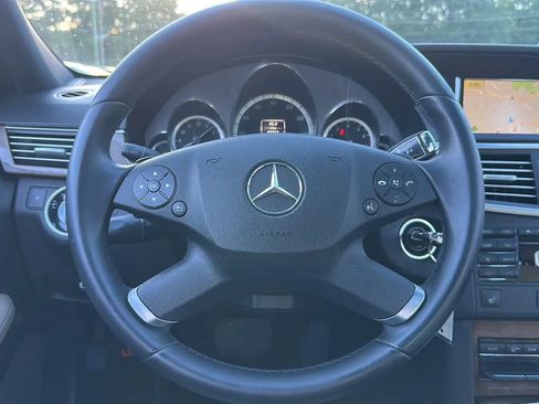 Used 2011 Mercedes-Benz E 350 Sedan image 30