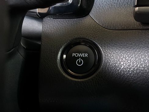 Used 2026 Toyota Camry SE FWD image 27