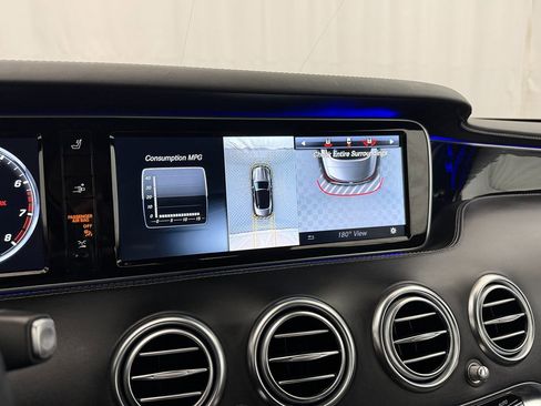 Used 2017 Mercedes-Benz S 550 Cabriolet image 32
