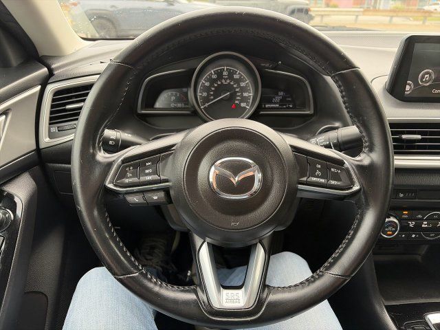 Used 2018 MAZDA MAZDA3 Touring FWD image 14