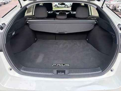 Used 2020 Toyota Prius LE w/ Carpet Mat Package AWD/4WD image 17