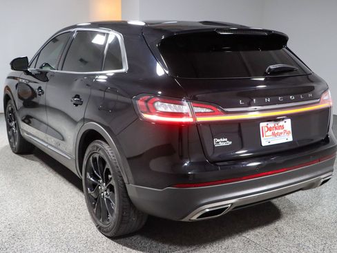 Used 2021 Lincoln Nautilus Reserve w/ Cargo Utility Package AWD/4WD image 9