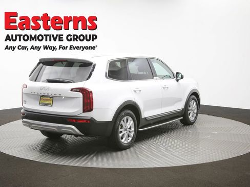 Used 2022 Kia Telluride LX image 40